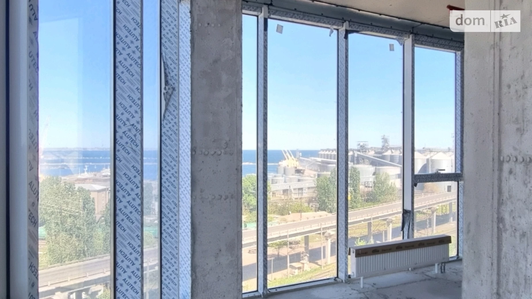 Продается офис 89 кв. м в бизнес-центре, цена: 115000 $ - фото 2