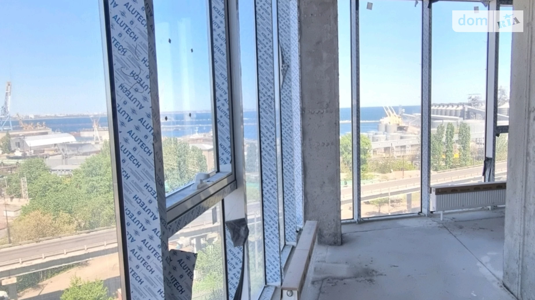 Продается офис 89 кв. м в бизнес-центре, цена: 115000 $ - фото 3