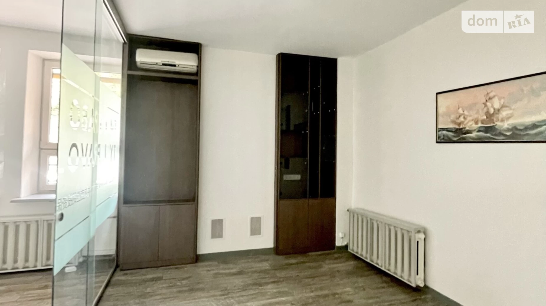 Сдается в аренду офис 150.3 кв. м в бизнес-центре, цена: 1800 $ - фото 2