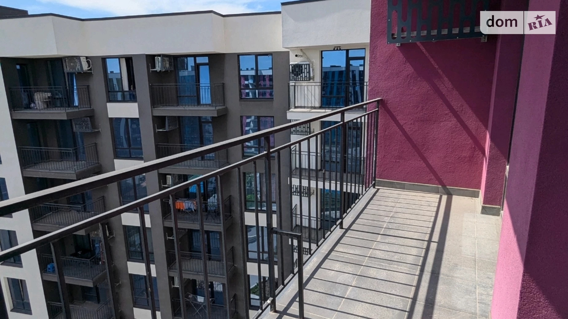 Продается 3-комнатная квартира 97 кв. м в Ивано-Франковске, цена: 89000 $ - фото 2