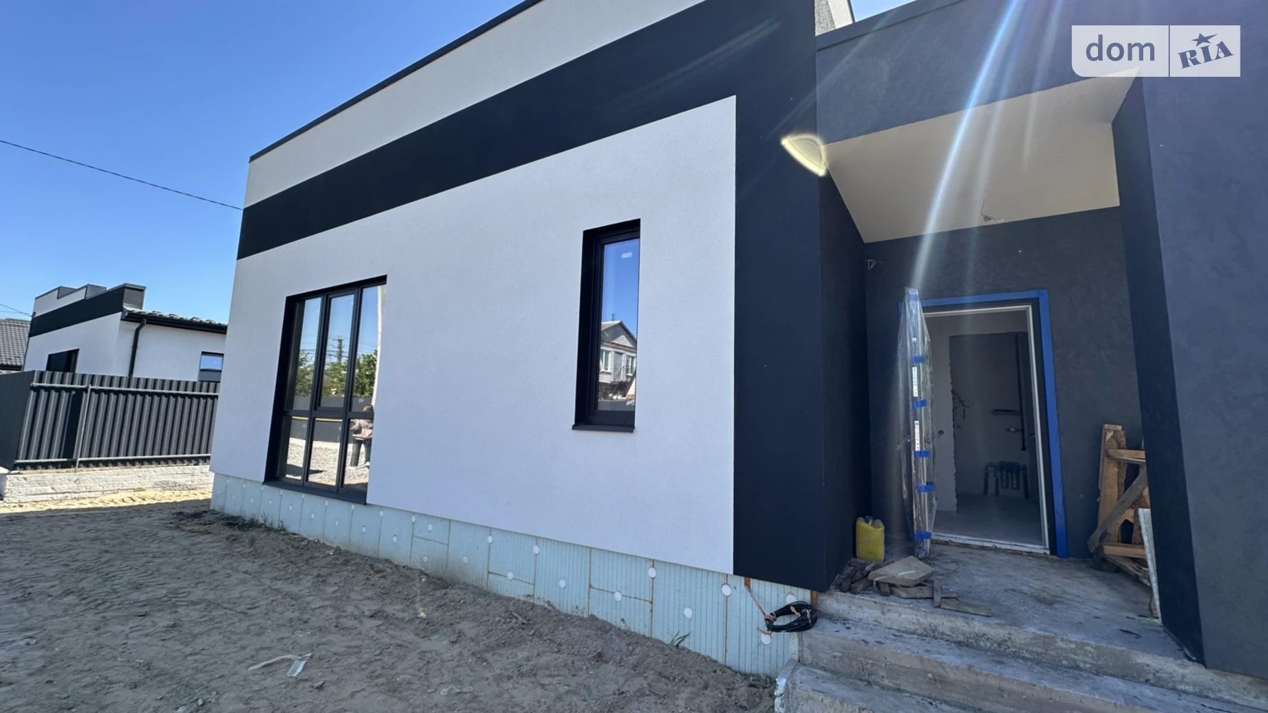 Продається одноповерховий будинок 110 кв. м з каміном, цена: 130000 $ - фото 2