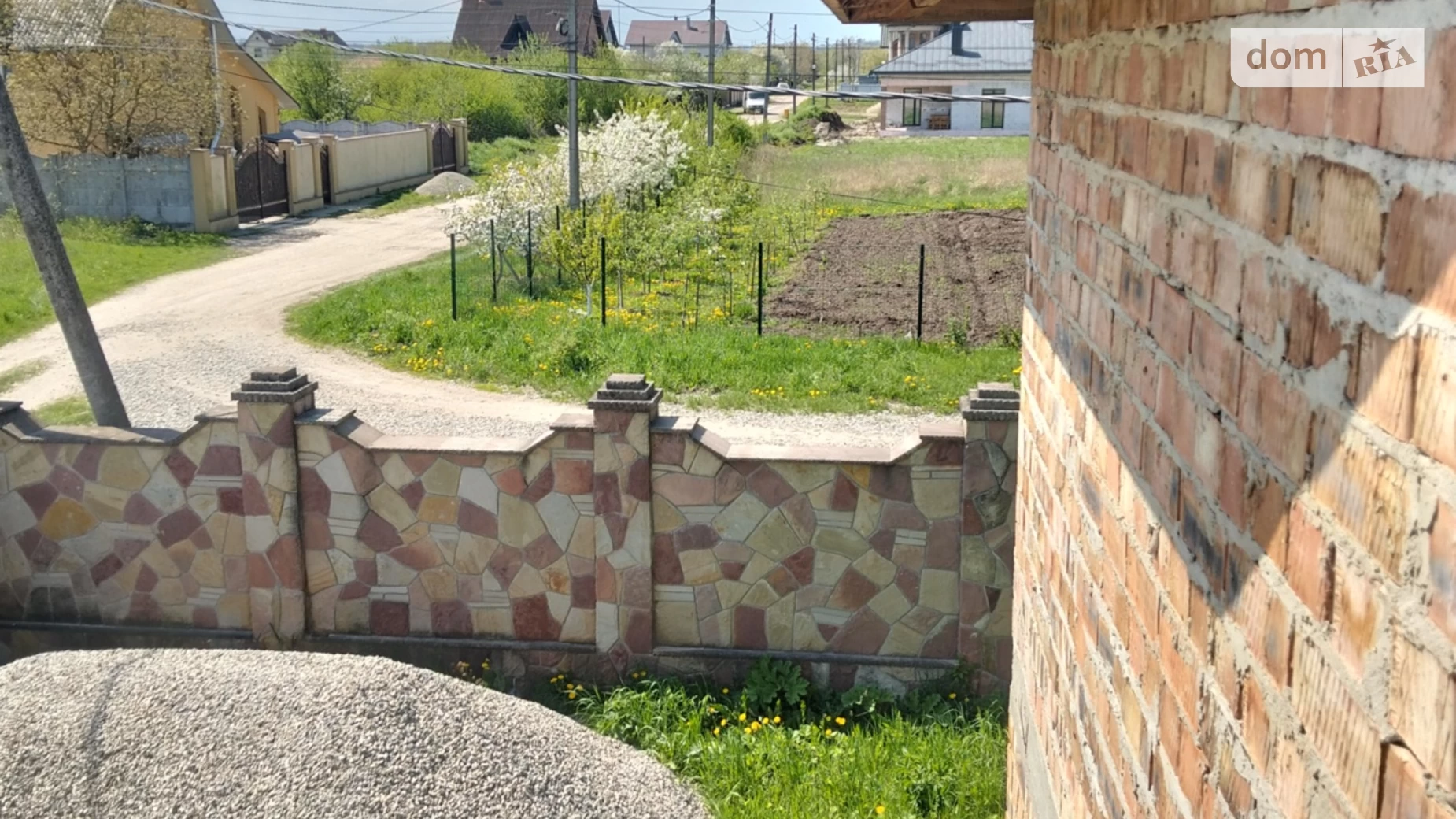 Продается дом на 2 этажа 220 кв. м с гаражом, цена: 80000 $ - фото 3