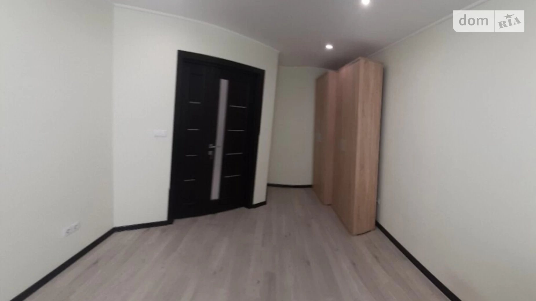 2-кімнатна квартира 72 кв. м у Тернополі, вул. Крушельницької Соломії, 35А - фото 3