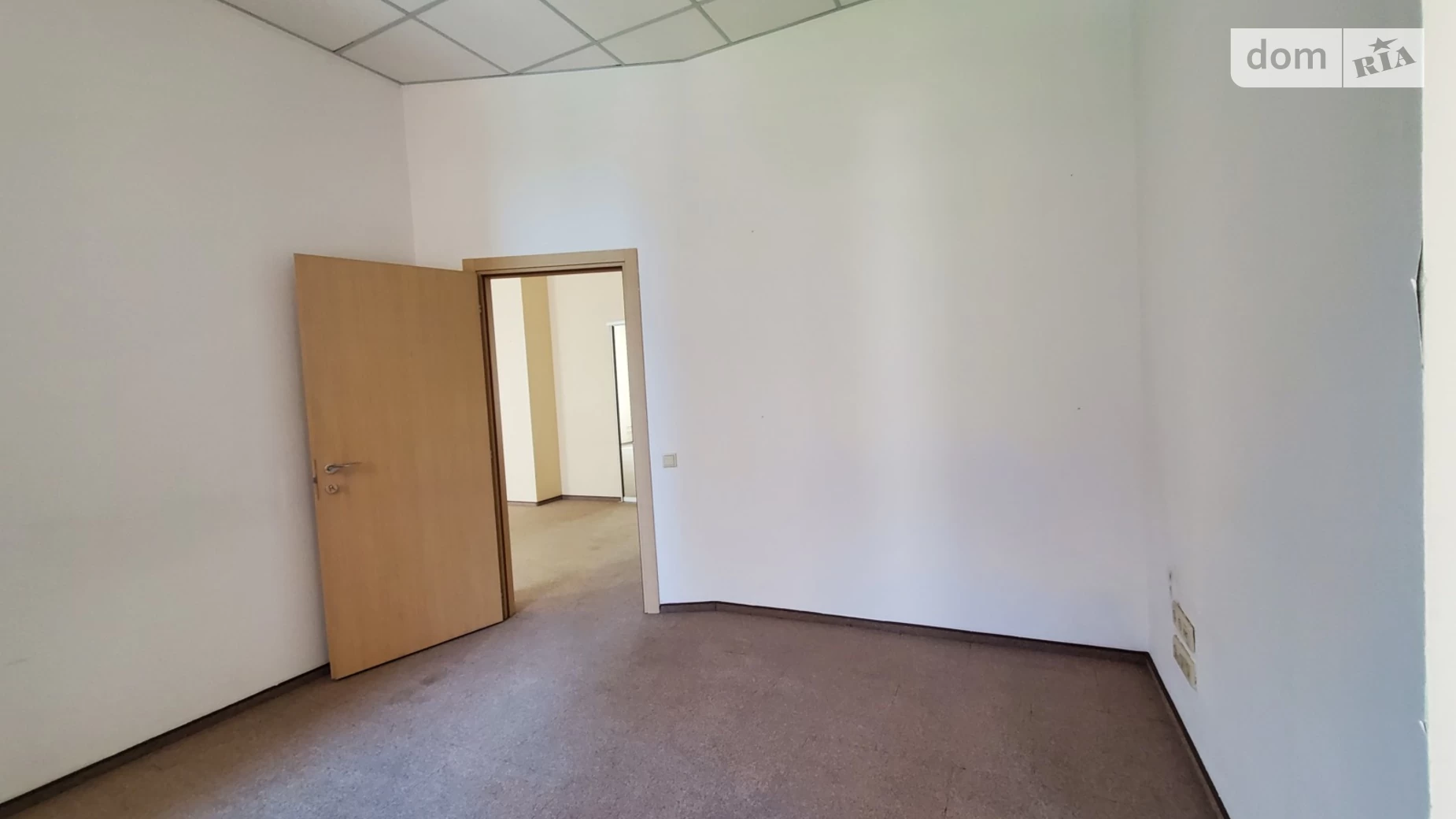 Сдается в аренду офис 360 кв. м в бизнес-центре, цена: 3600 $ - фото 2