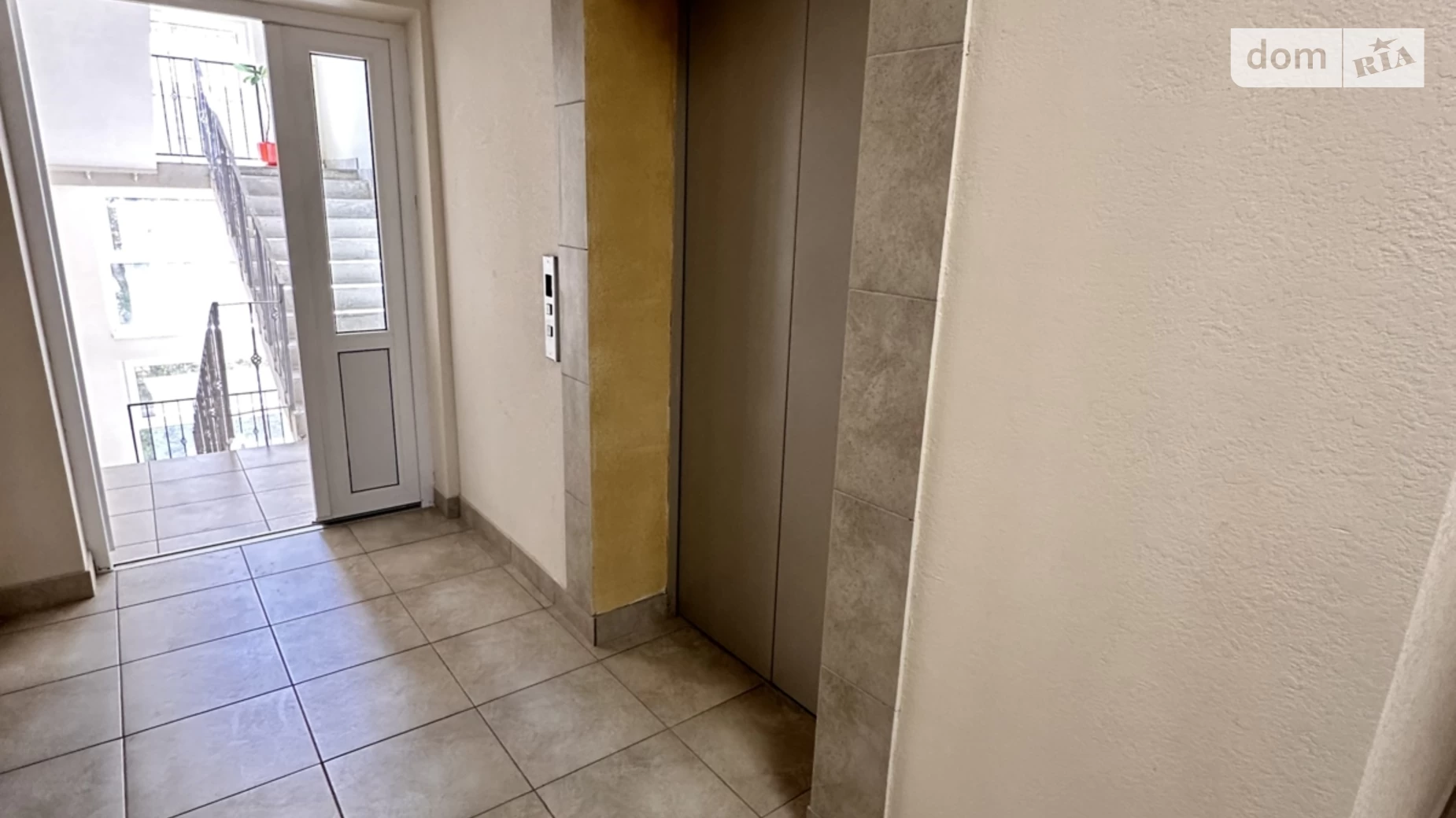 Продается 3-комнатная квартира 103 кв. м в Одессе, ул. Солнечная, 8 - фото 4