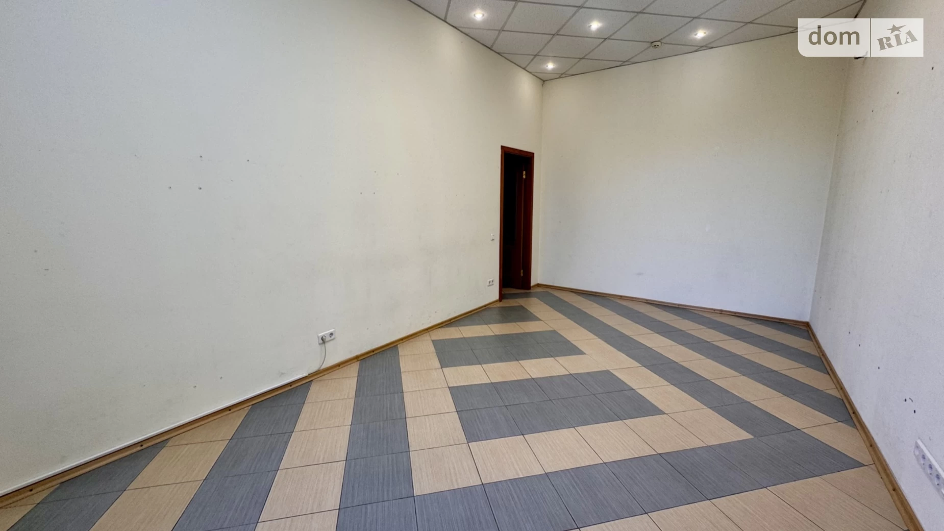 Сдается в аренду офис 131 кв. м в бизнес-центре, цена: 35000 грн - фото 4