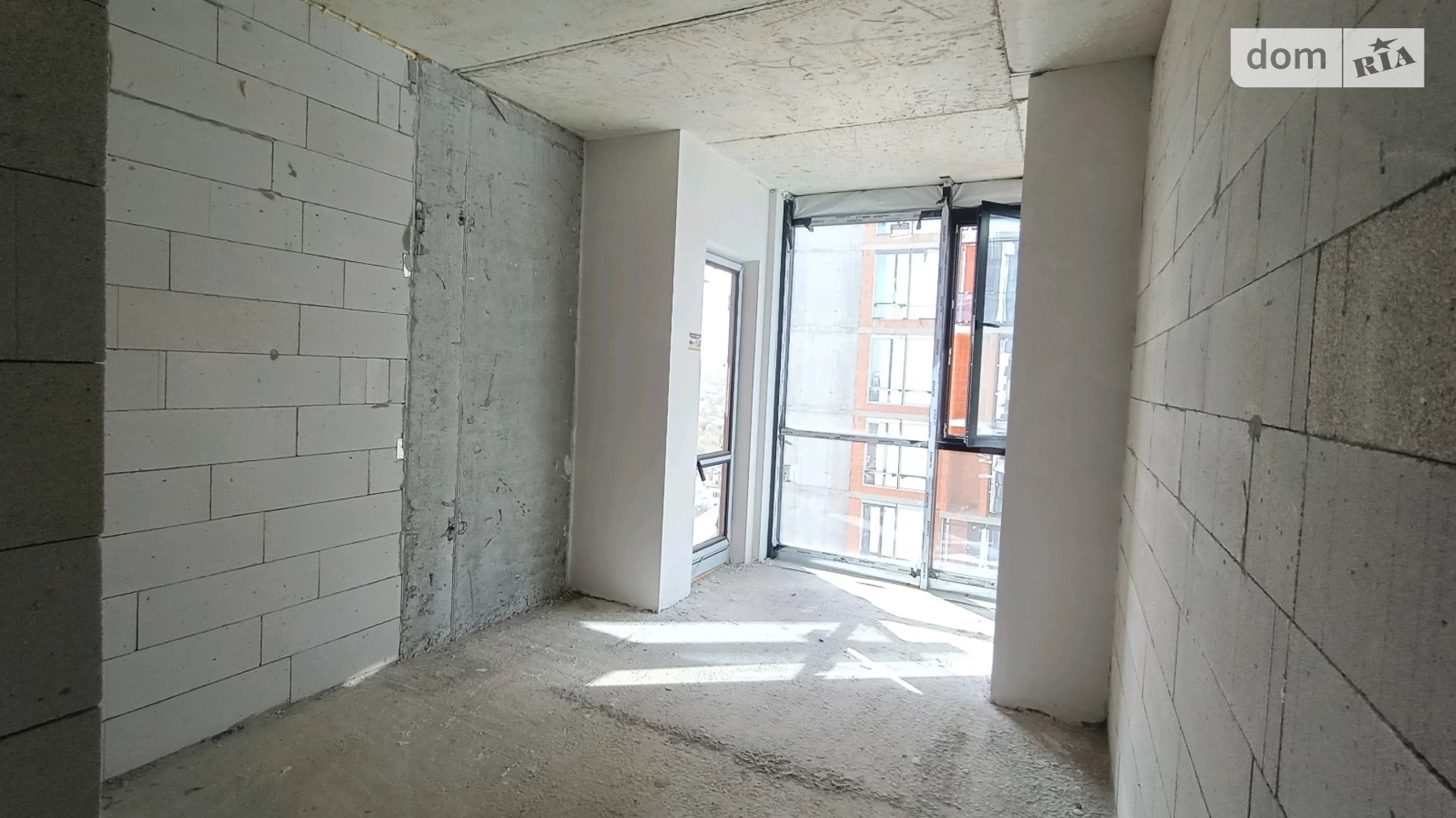 Продается 1-комнатная квартира 43 кв. м в Ивано-Франковске, ул. Ленкавского, 34 - фото 4