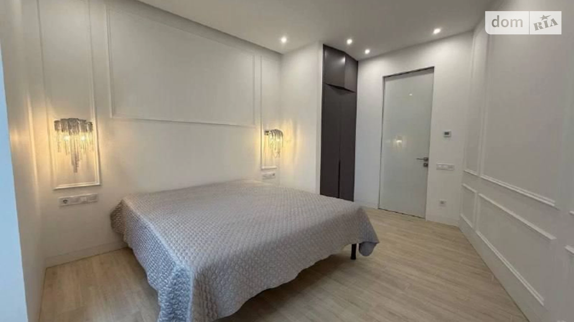 Сдается в аренду 2-комнатная квартира 82 кв. м в Днепре, ул. Симферопольская, 2К - фото 4