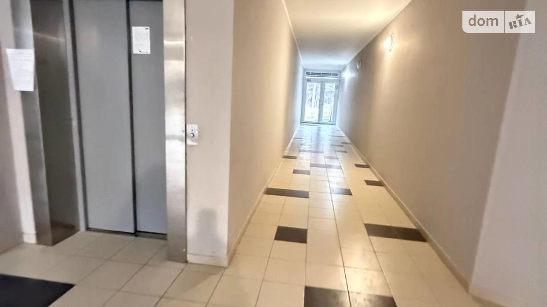 Продается 2-комнатная квартира 78.4 кв. м в Львове, ул. Шафарика, 1 - фото 4