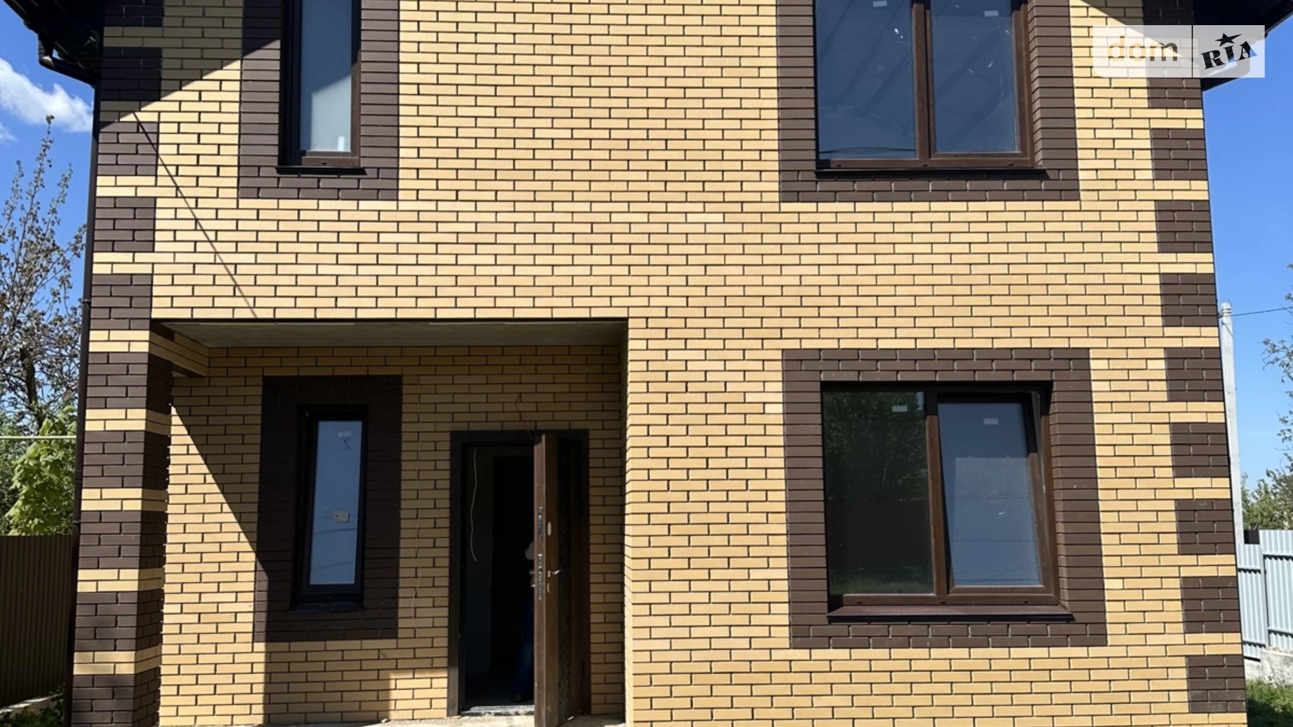 Продается дом на 2 этажа 120 кв. м с балконом, цена: 92000 $ - фото 3