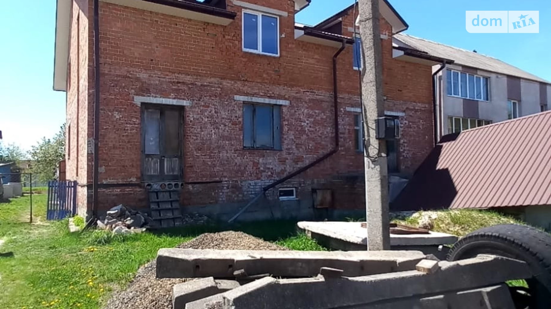 Продается дом на 2 этажа 240 кв. м с садом, цена: 65000 $ - фото 2