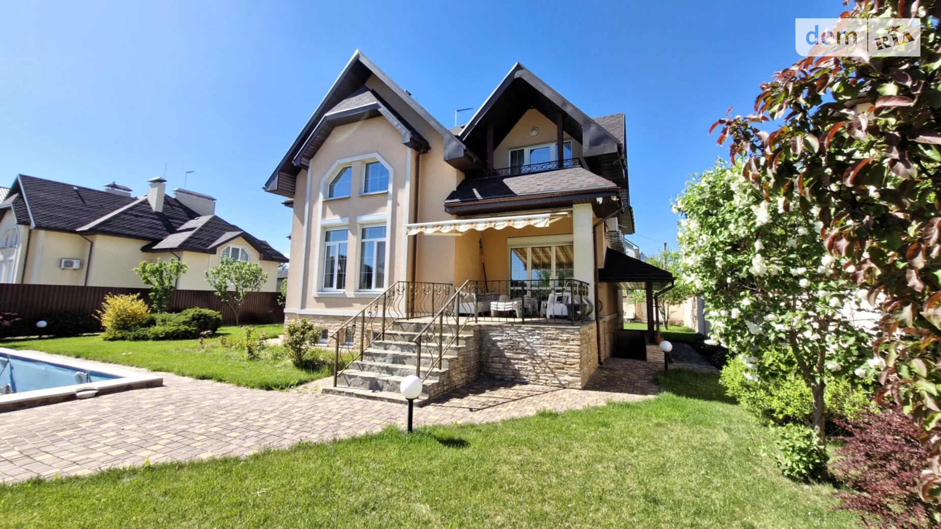 Продается дом на 2 этажа 340 кв. м с садом, цена: 380000 $ - фото 2
