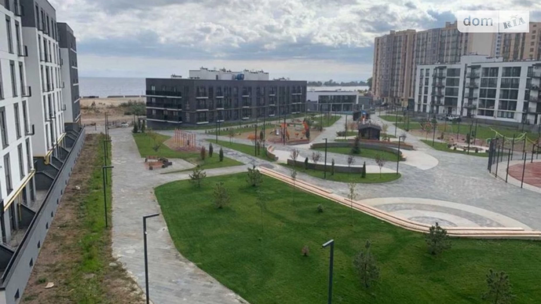 Продається 2-кімнатна квартира 68.7 кв. м у Черкасах, вул. Козацька, 21 - фото 2