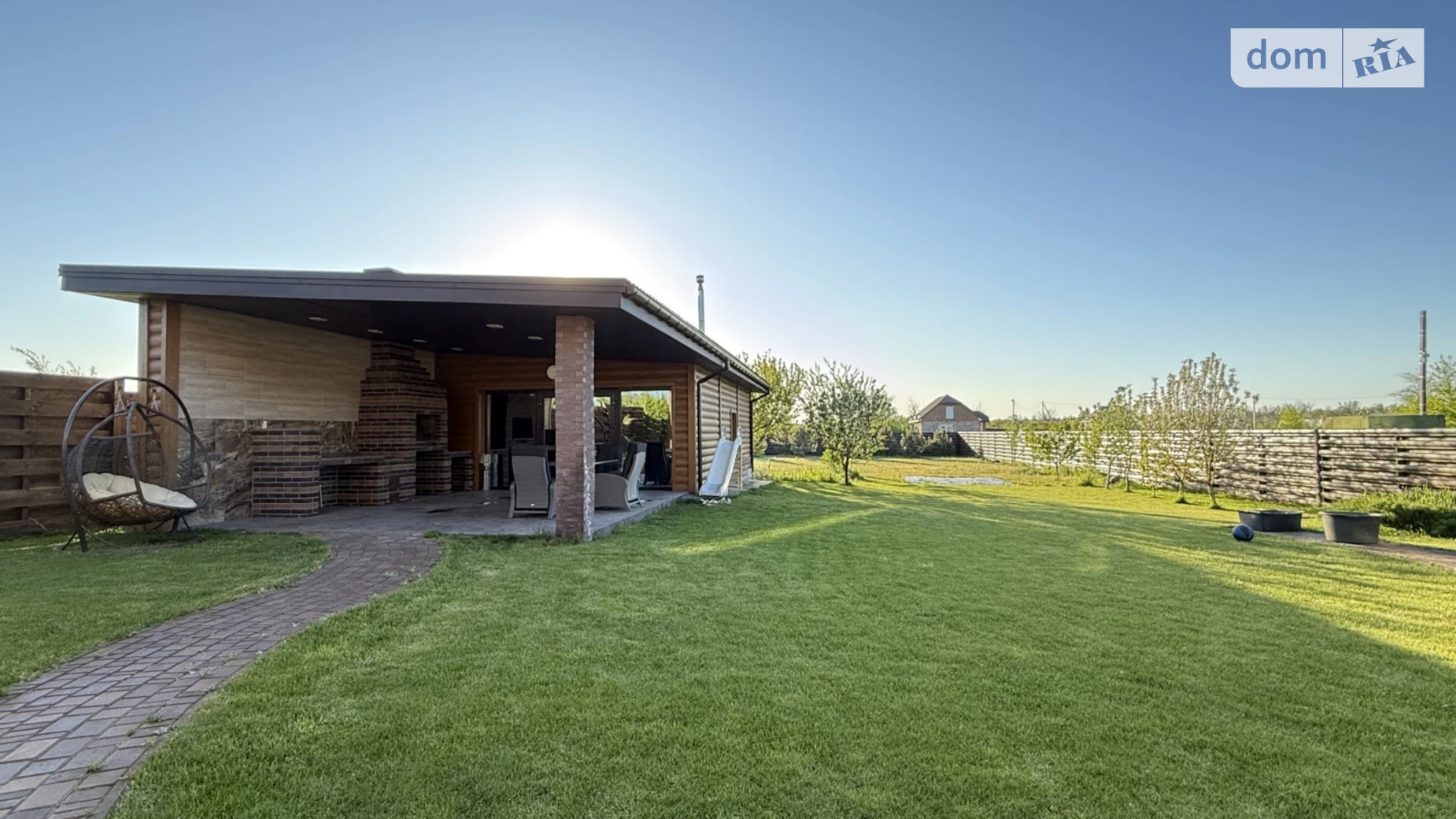 Продається будинок 2 поверховий 200 кв. м з гаражем, цена: 260000 $ - фото 2