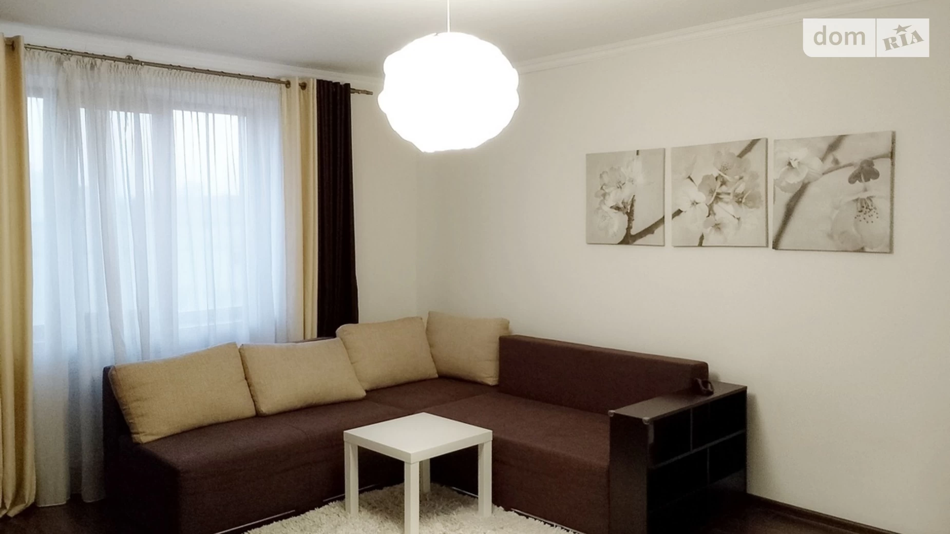 Продается 2-комнатная квартира 78 кв. м в Ивано-Франковске, ул. Тараса Шевченко - фото 2