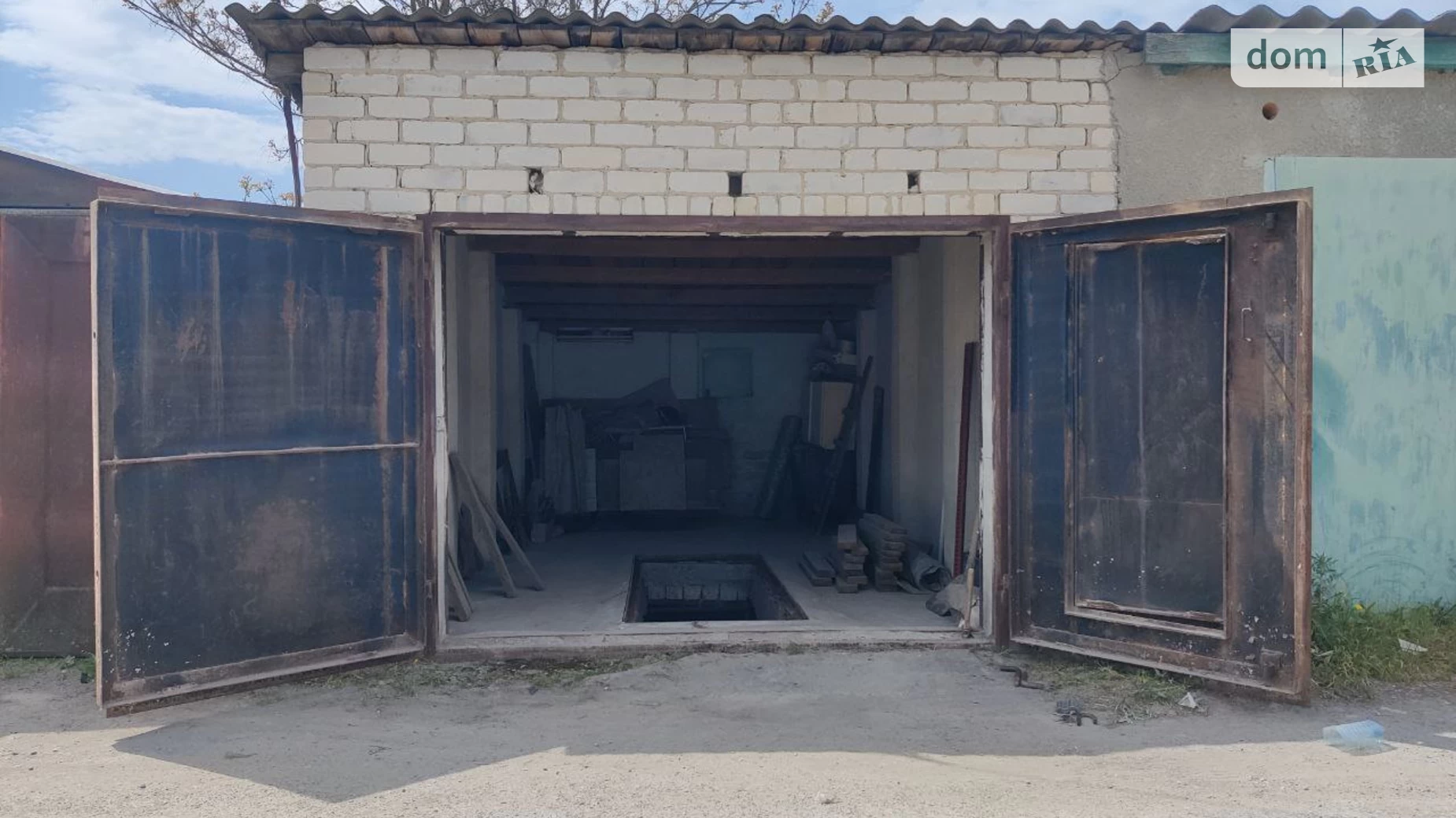 Продается отдельно стоящий гараж под легковое авто на 18.5 кв. м, цена: 3000 $ - фото 2