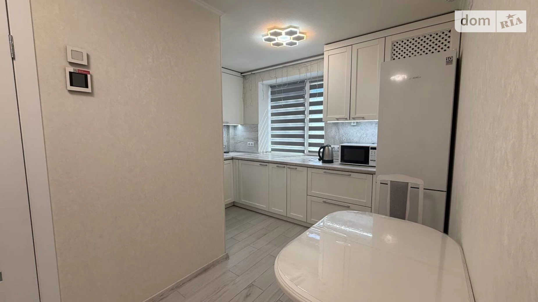 Продается 1-комнатная квартира 36.2 кв. м в Мерефе, ул. Сумская, 6А - фото 4