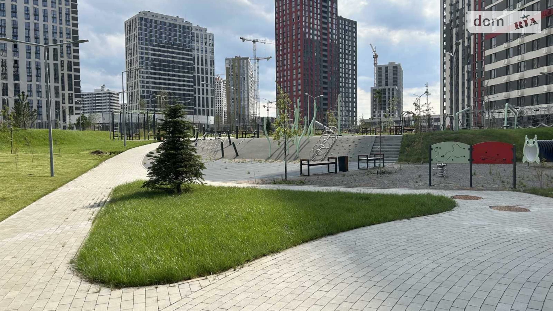 Продається 1-кімнатна квартира 48 кв. м у Києві, просп. Європейського Союзу(Правди), 53/46 - фото 5