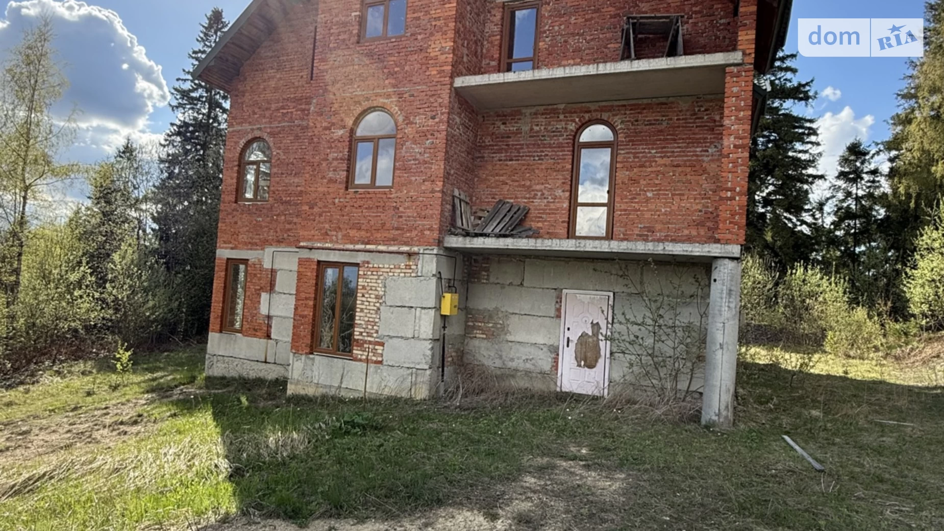 Продается дом на 3 этажа 370.2 кв. м с садом, цена: 155000 $ - фото 2