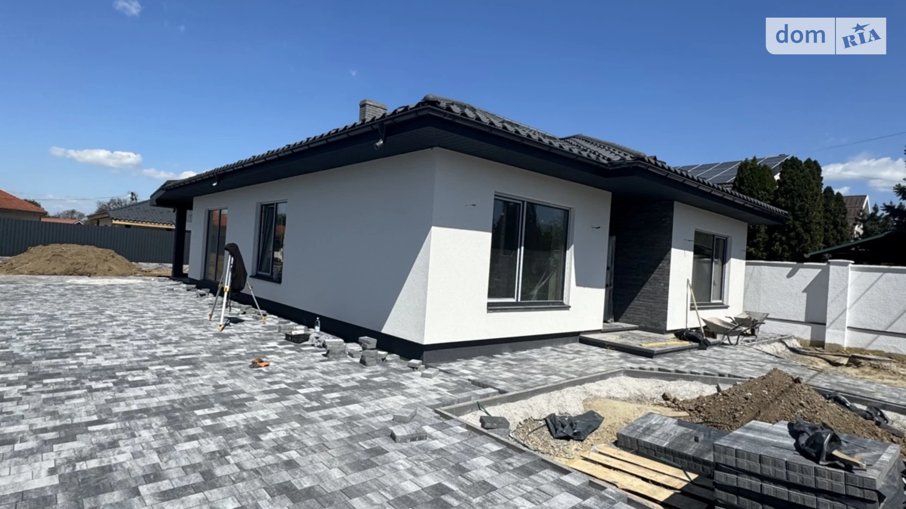 Продается одноэтажный дом 135 кв. м с бассейном, цена: 200000 $ - фото 2