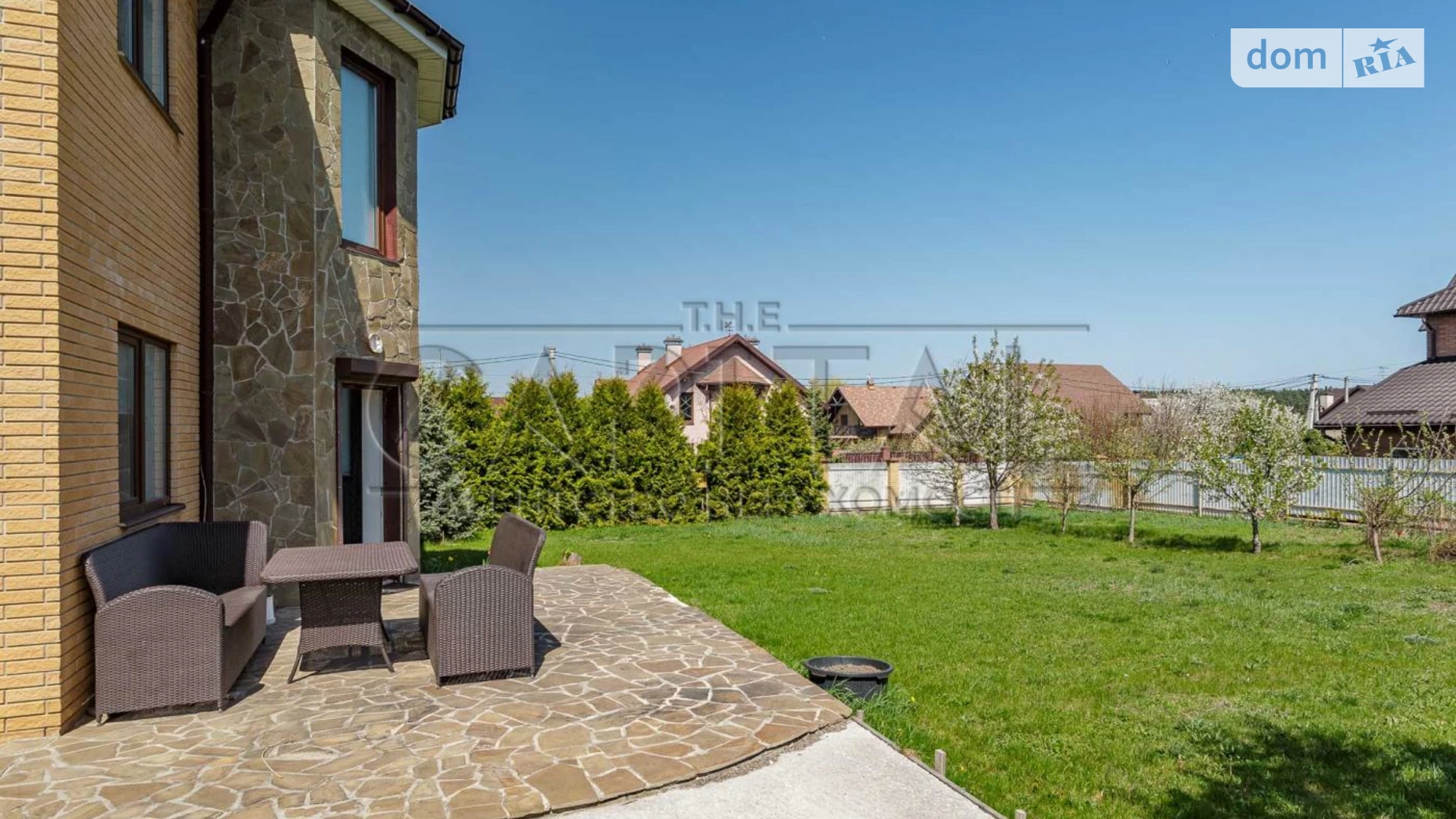 Продается дом на 2 этажа 200 кв. м с камином, цена: 185000 $ - фото 4