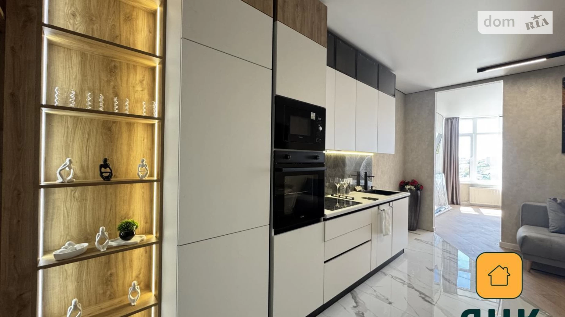 Продается 1-комнатная квартира 47.9 кв. м в Одессе, пер. Мореходный, 2А - фото 2
