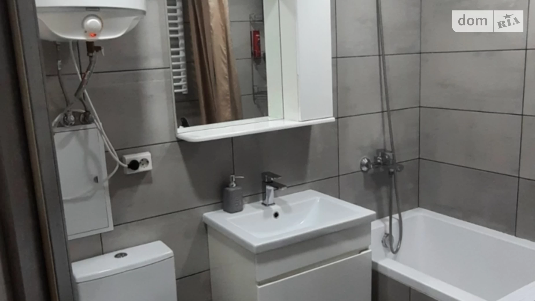 Продается 2-комнатная квартира 48 кв. м в Черновцах - фото 4