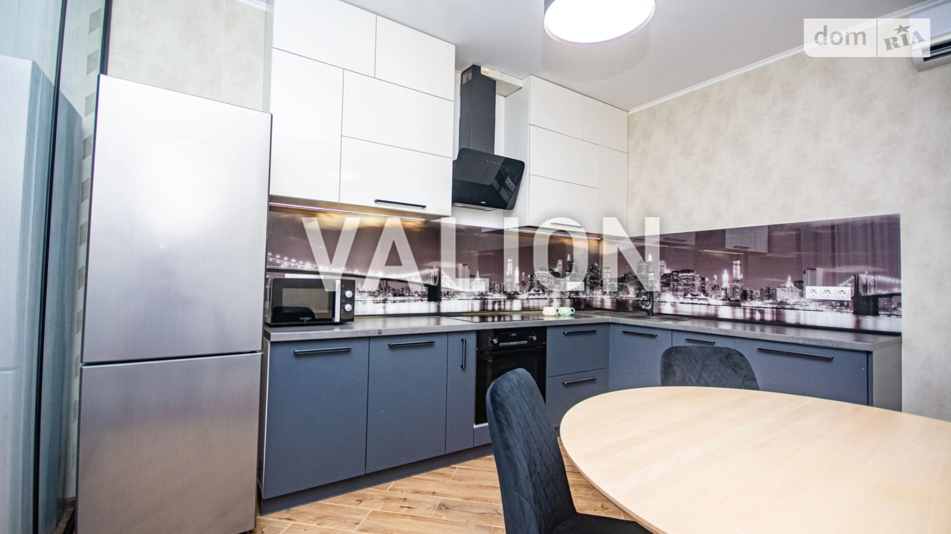 Продается 1-комнатная квартира 51.1 кв. м в Киеве, ул. Соломенская, 20В - фото 2