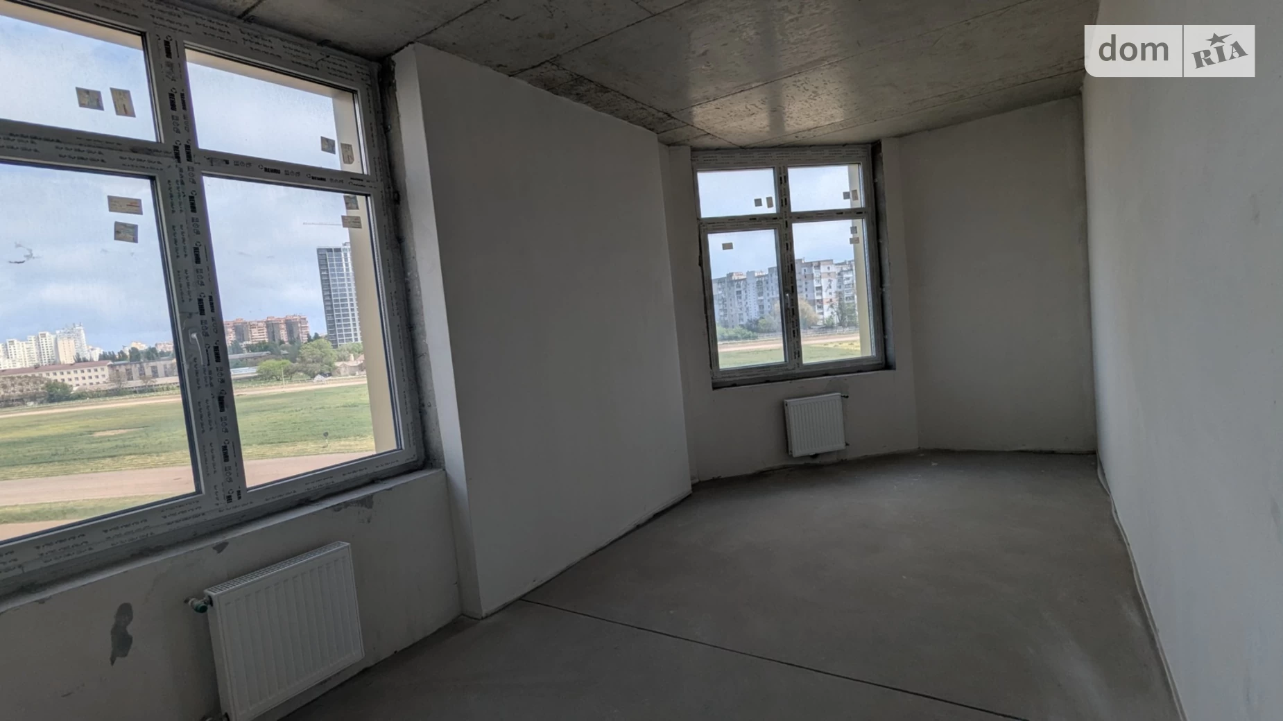Продается 1-комнатная квартира 65 кв. м в Одессе, ул. Краснова, 3 корпус 63 - фото 3
