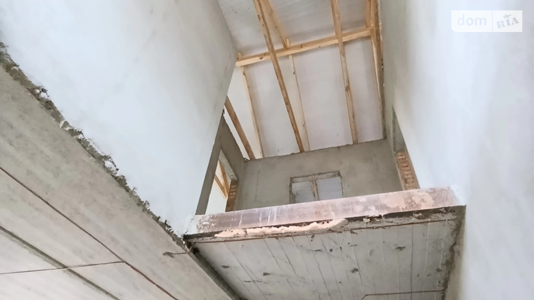 Продается дом на 2 этажа 125 кв. м с бассейном, цена: 92000 $ - фото 4