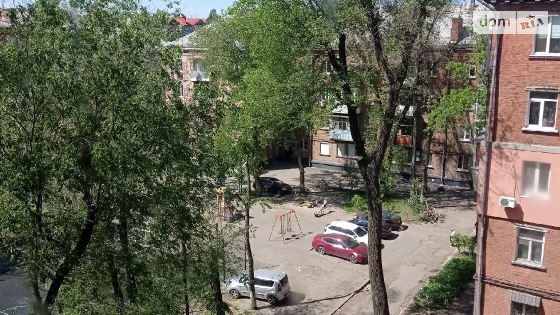 Продается 3-комнатная квартира 62.5 кв. м в Днепре, ул. 152-й дивизии - фото 2