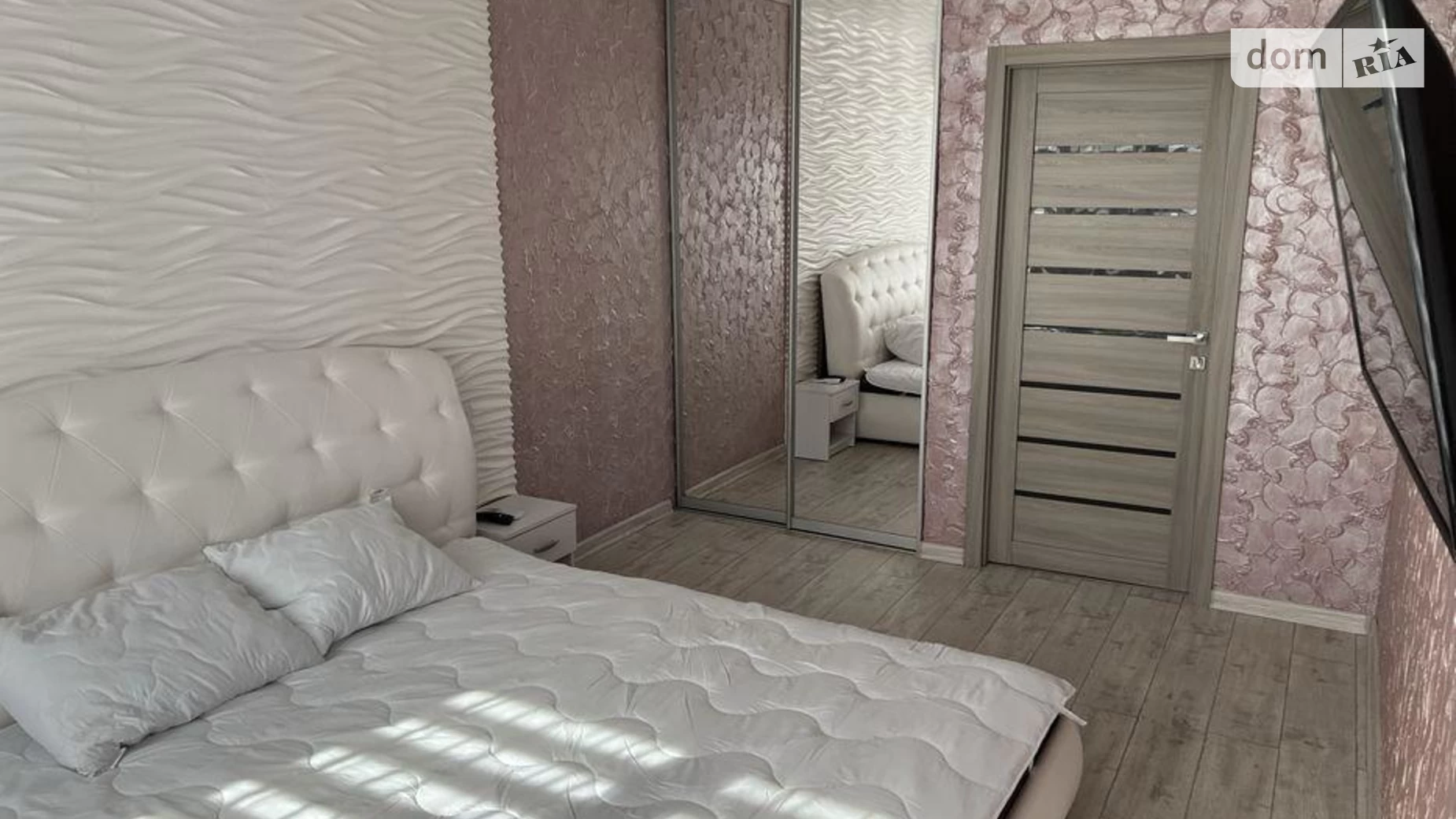 Продается 3-комнатная квартира 62 кв. м в Киеве, цена: 74000 $ - фото 3