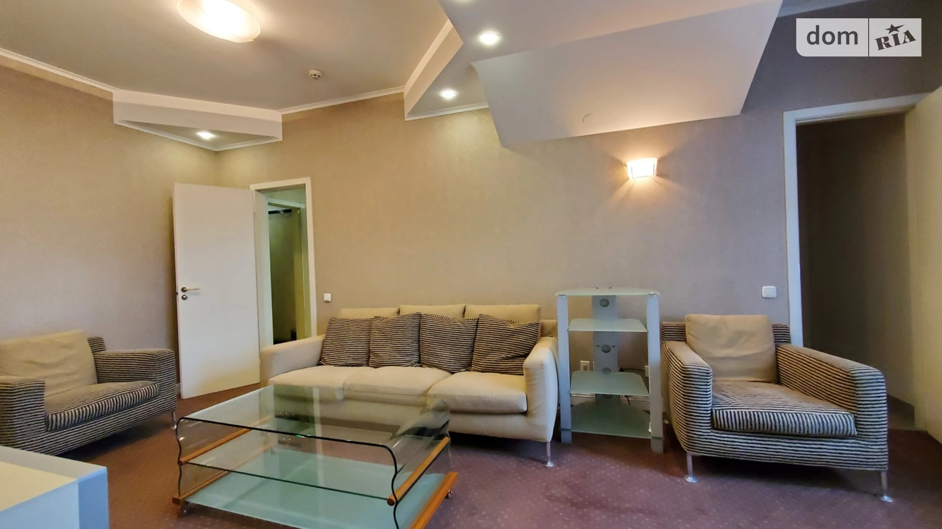 Здається в оренду офіс 303 кв. м в бізнес-центрі, цена: 4545 $ - фото 3