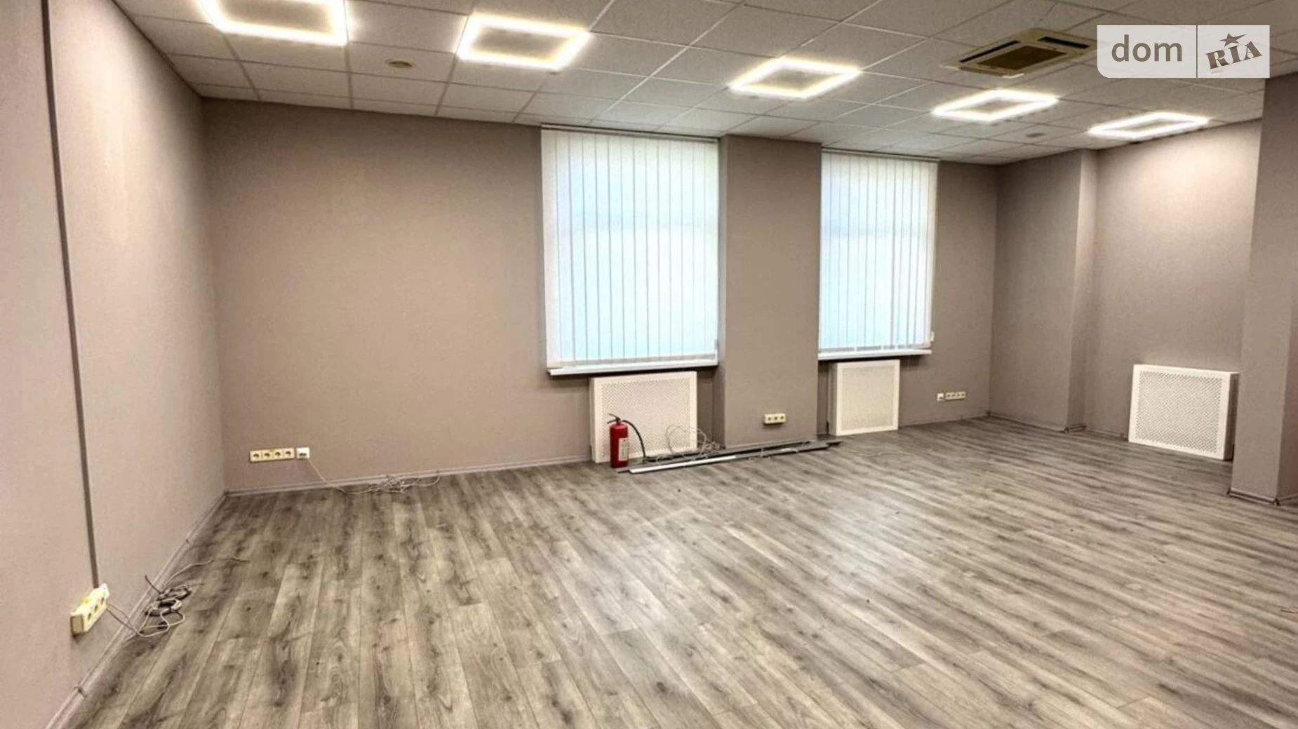 Здається в оренду офіс 520 кв. м в бізнес-центрі, цена: 10400 $ - фото 3