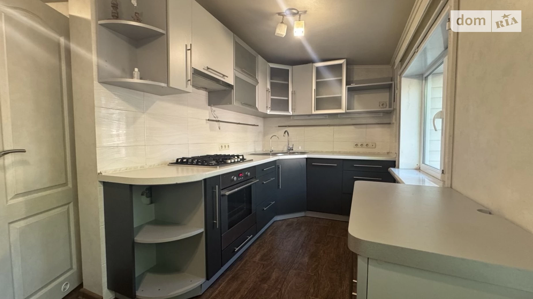 Продается дом на 2 этажа 126 кв. м с мебелью, цена: 130000 $ - фото 3