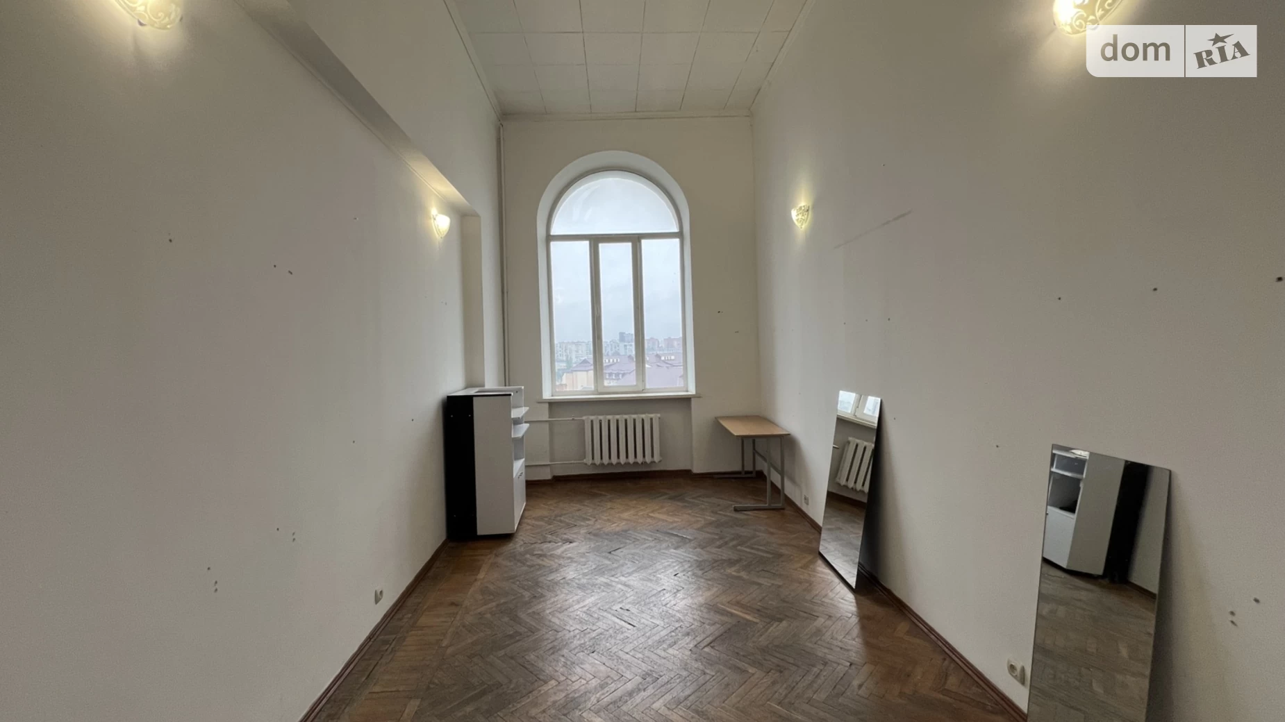 Сдается в аренду офис 18 кв. м в бизнес-центре, цена: 6912 грн - фото 2