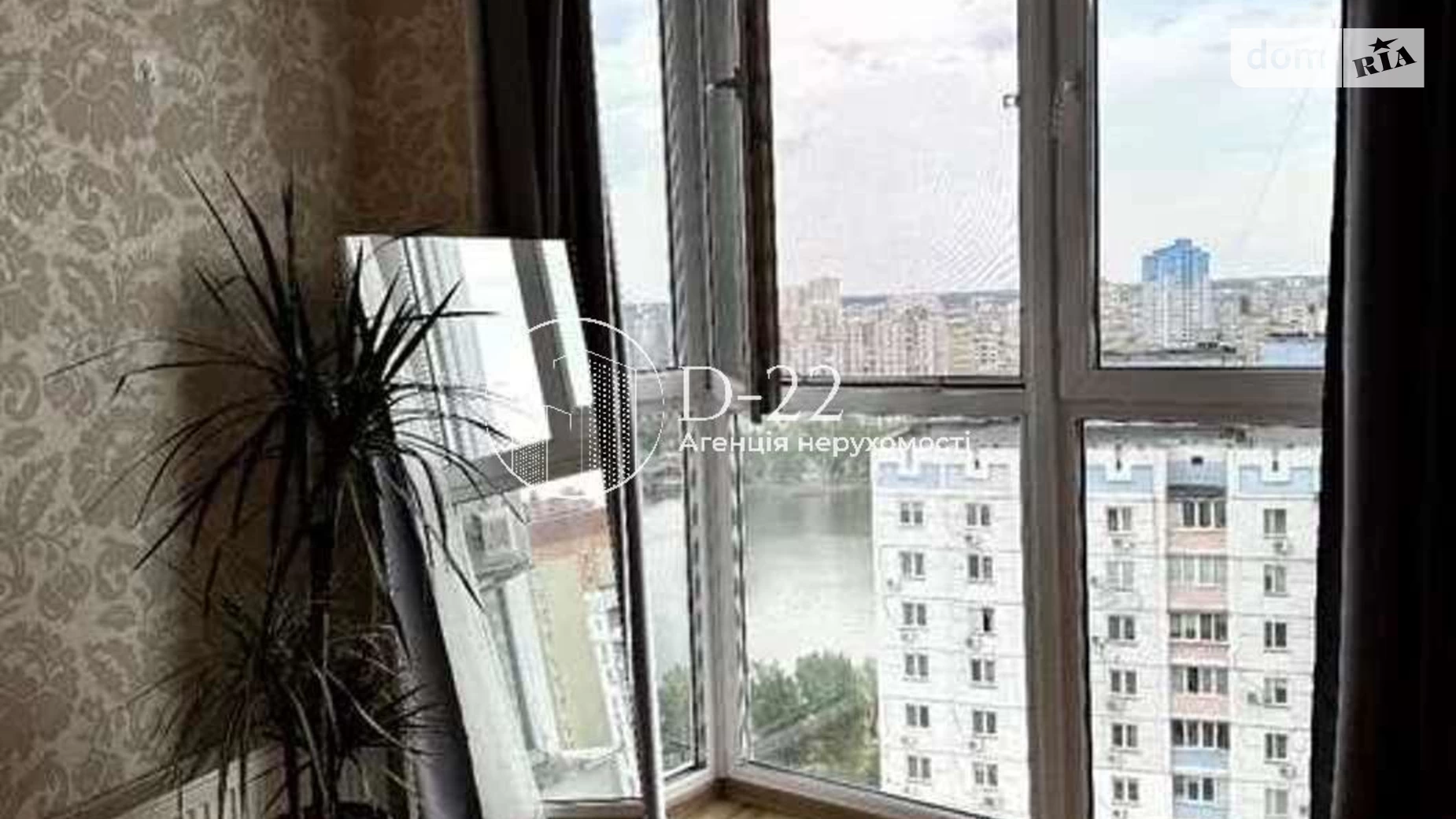Продается 1-комнатная квартира 50 кв. м в Киеве, ул. Драгоманова, 2 - фото 3