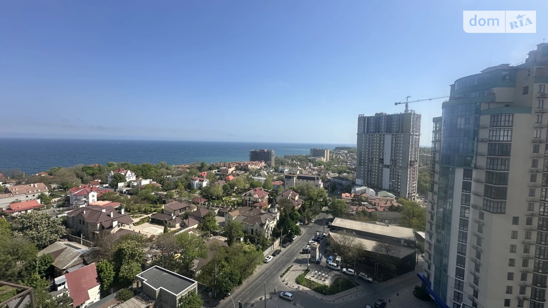 Продається 2-кімнатна квартира 85 кв. м у Одесі, Фонтанська дор. - фото 2