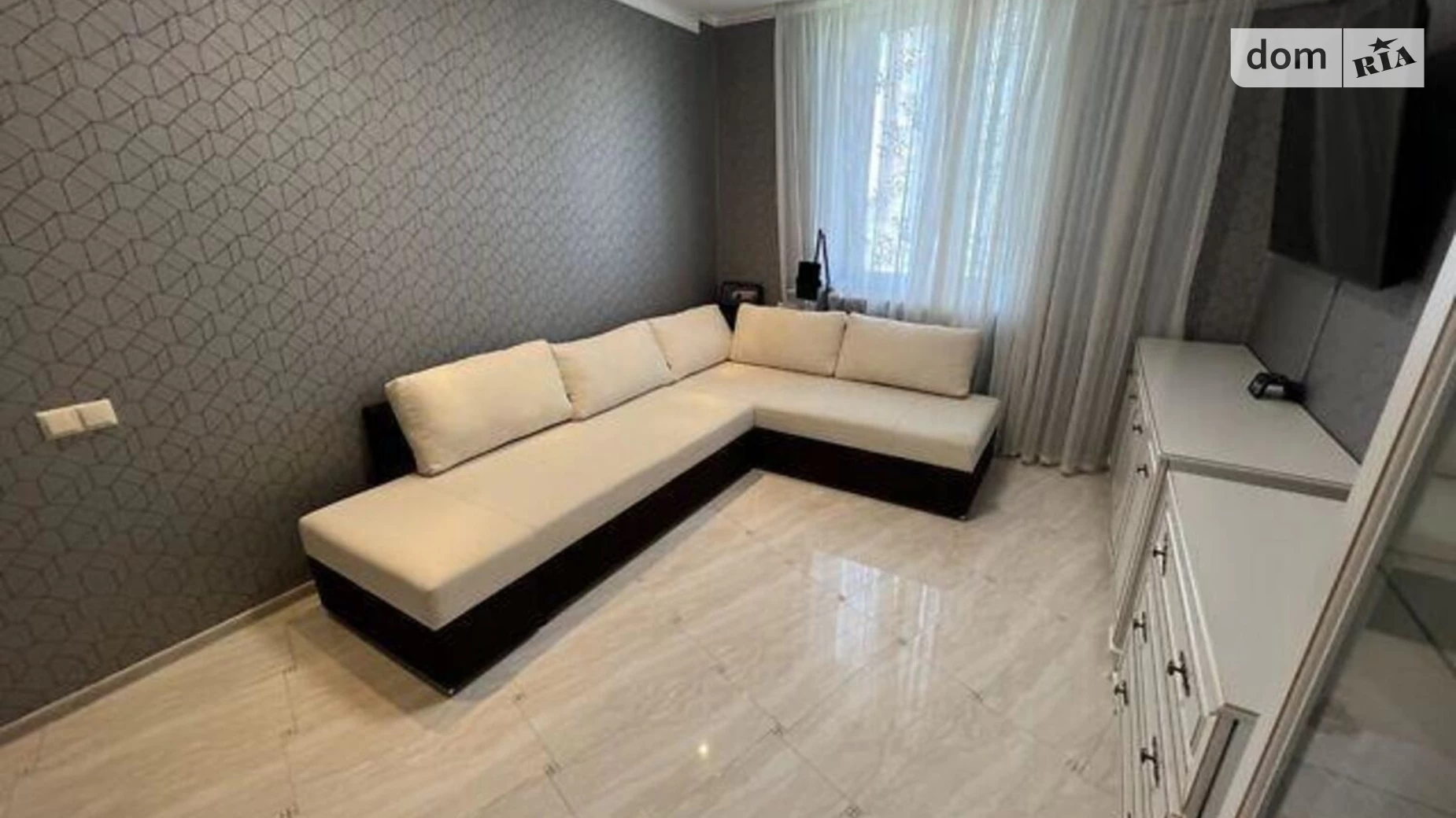 Продается 2-комнатная квартира 52 кв. м в, цена: 90000 $ - фото 2