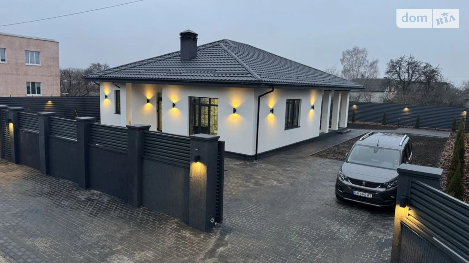 Продается одноэтажный дом 132 кв. м с камином, цена: 136000 $ - фото 2