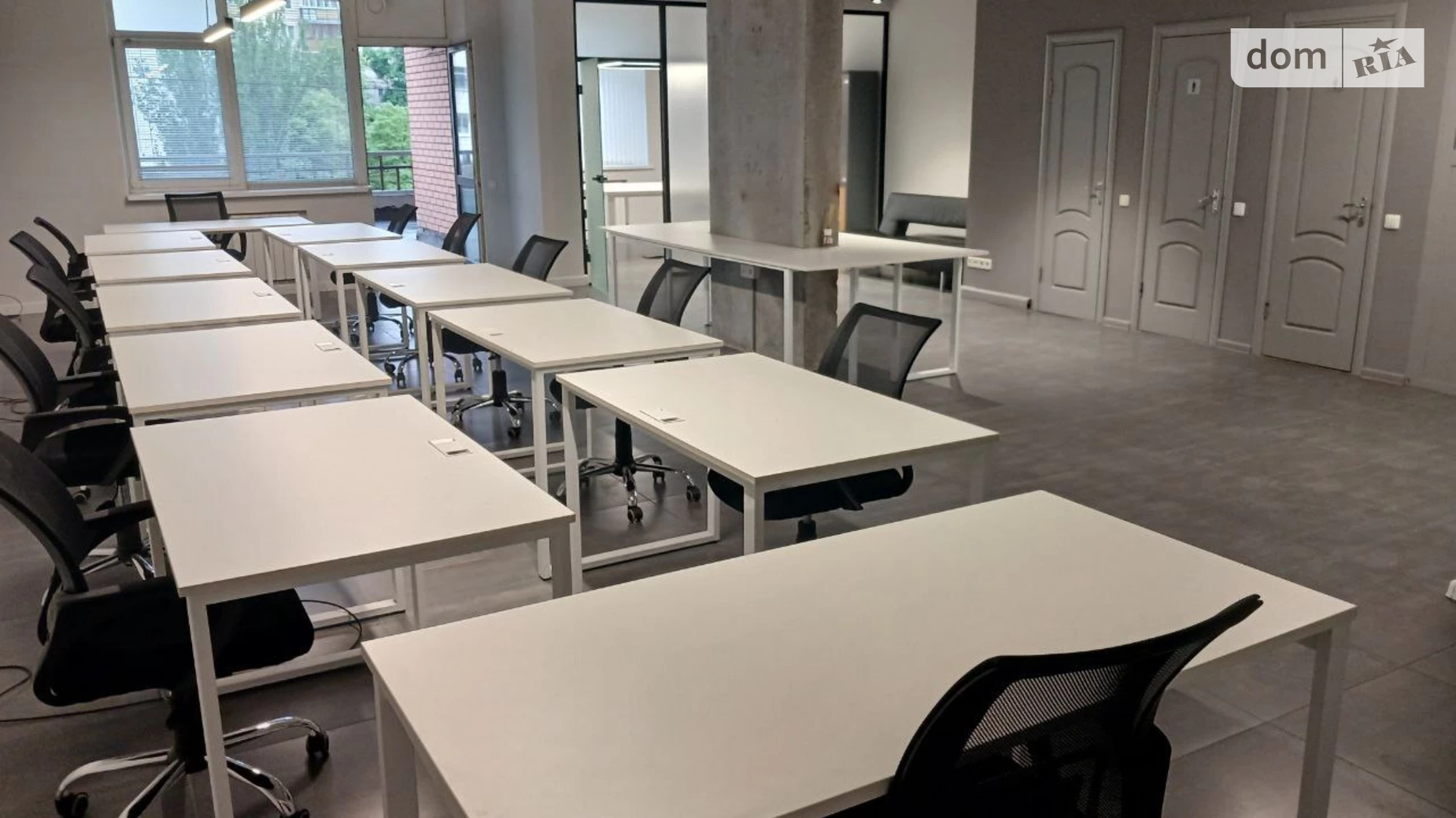 Сдается в аренду офис 155 кв. м в бизнес-центре, цена: 2500 $ - фото 2