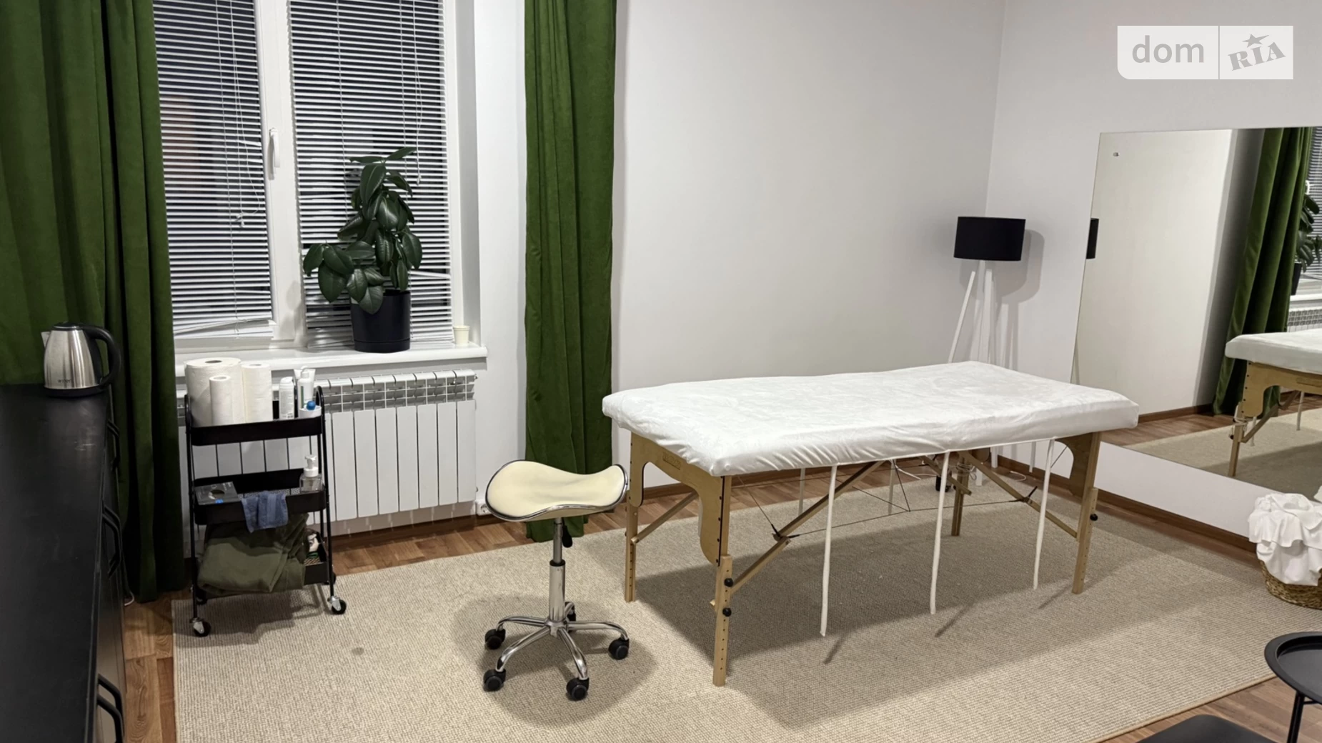 Сдается в аренду офис 70 кв. м в бизнес-центре, цена: 350 € - фото 5
