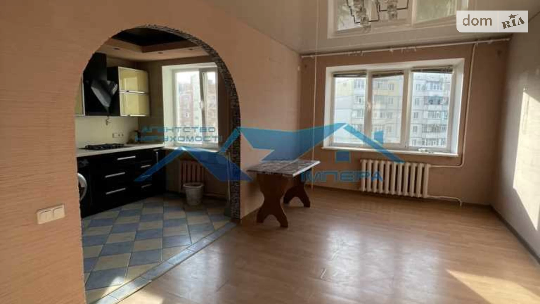 Продається 4-кімнатна квартира 80.8 кв. м у Полтаві, просп. Миру - фото 2