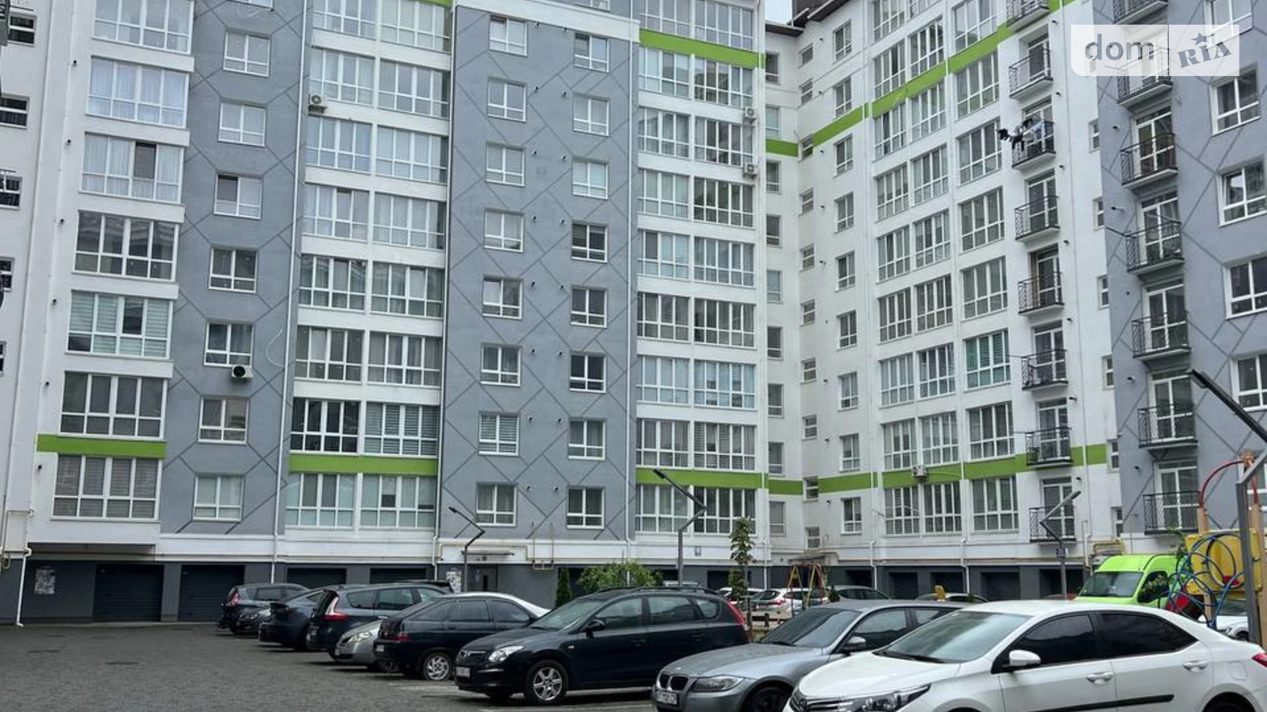 Продається 3-кімнатна квартира 84.9 кв. м у Крихівцях, вул. Довженка О., 37 - фото 2
