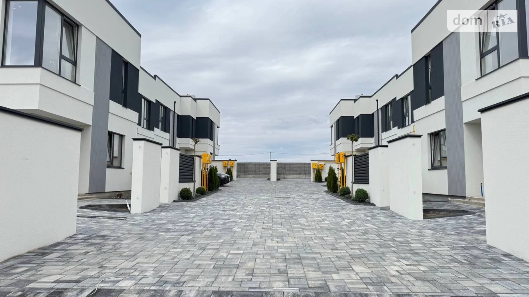 вул. Сергія Голубєва Щасливе Рівне, цена: 110000 $ - фото 2