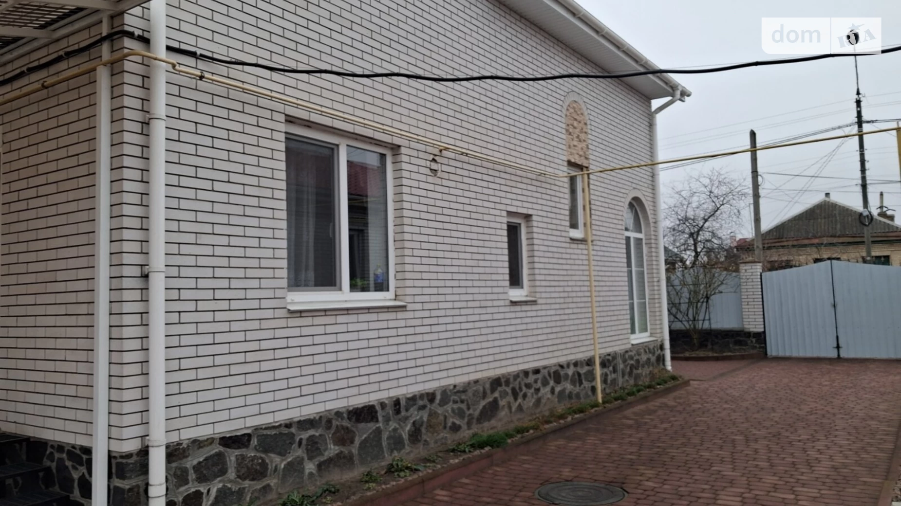 Продается дом на 2 этажа 150 кв. м с бассейном, цена: 254000 $ - фото 2