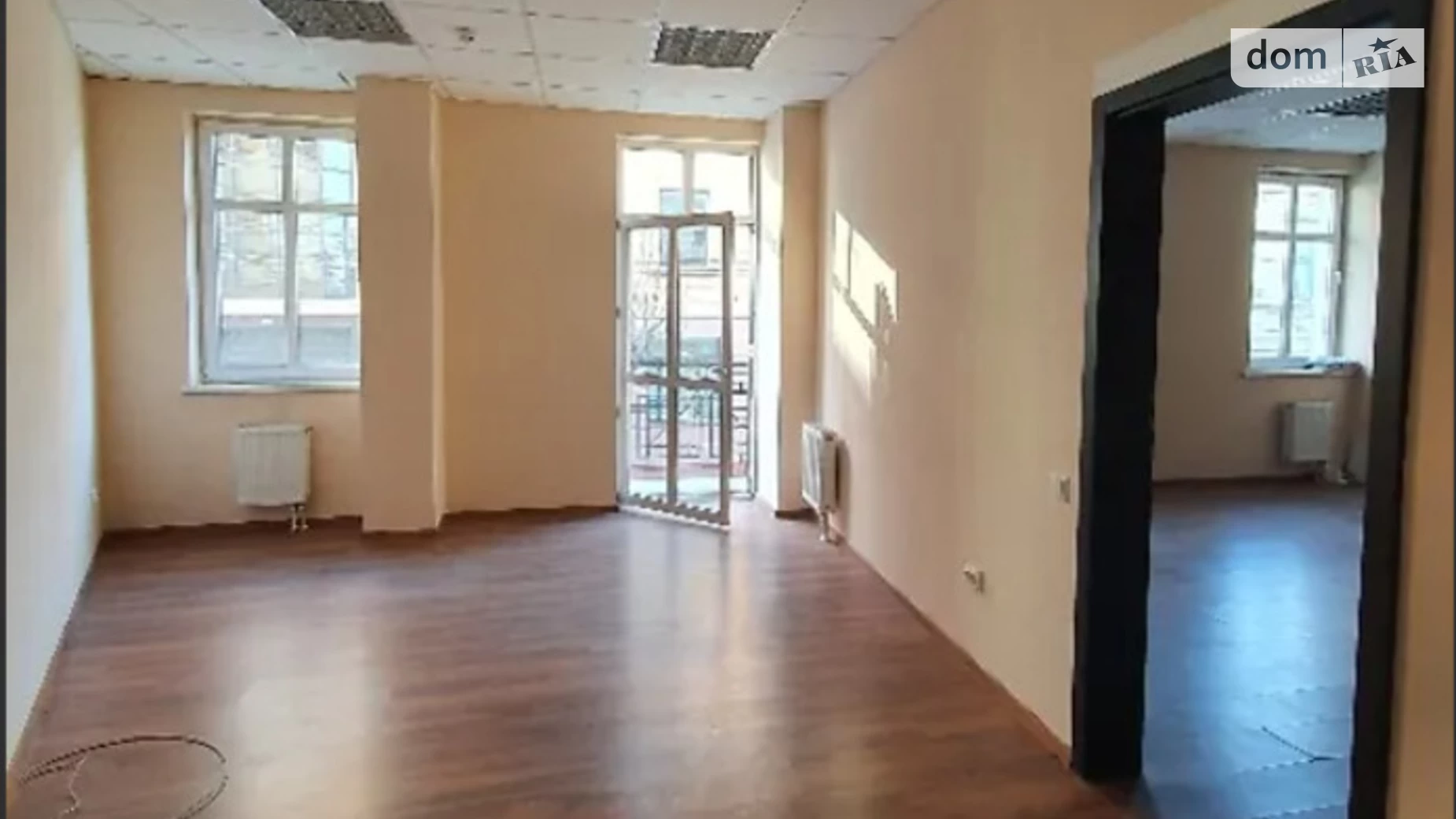 Здається в оренду офіс 50 кв. м в бізнес-центрі, цена: 500 $ - фото 4