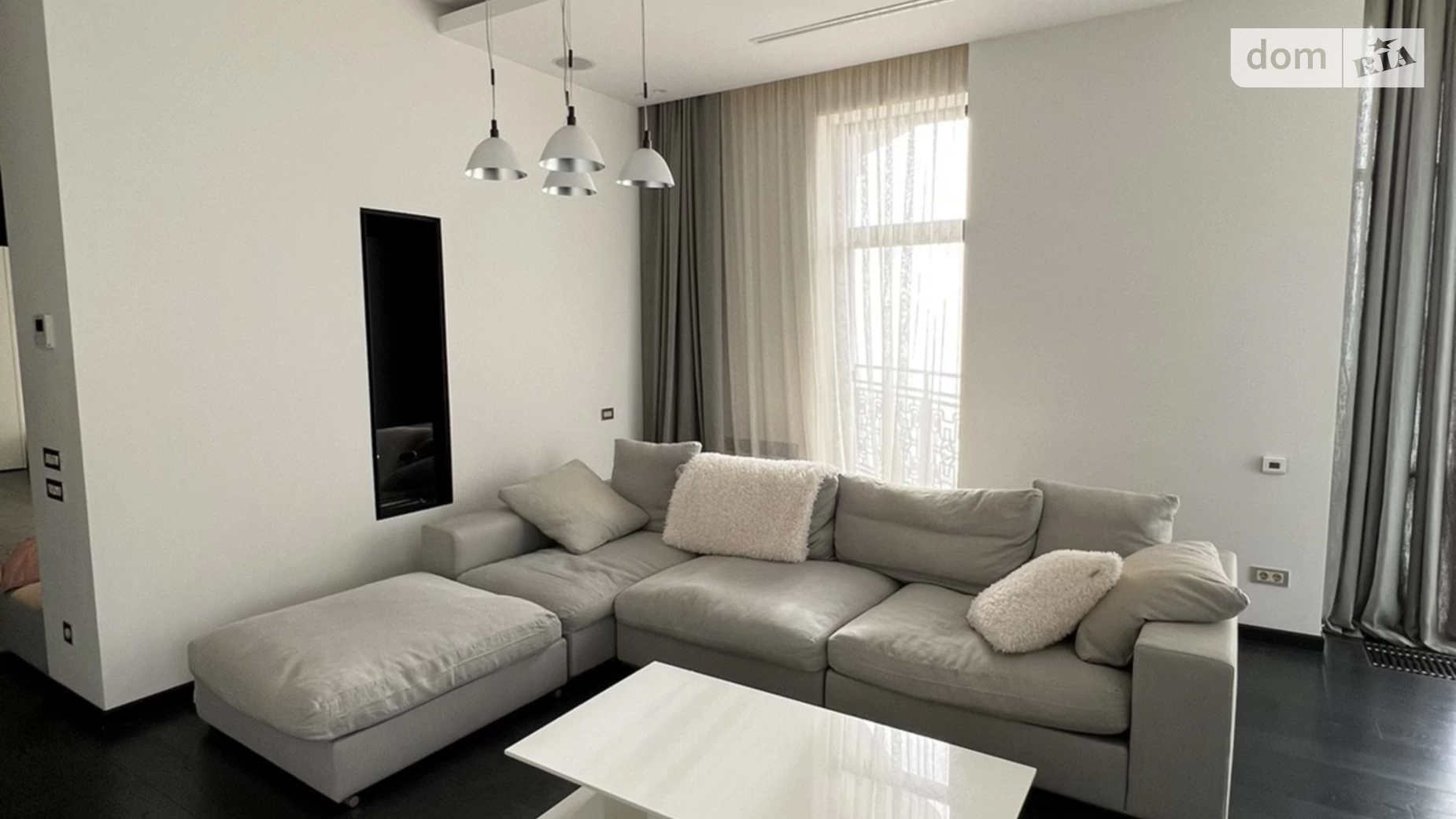 Продается 3-комнатная квартира 117 кв. м в Одессе, ул. Генуэзская, 1В - фото 2