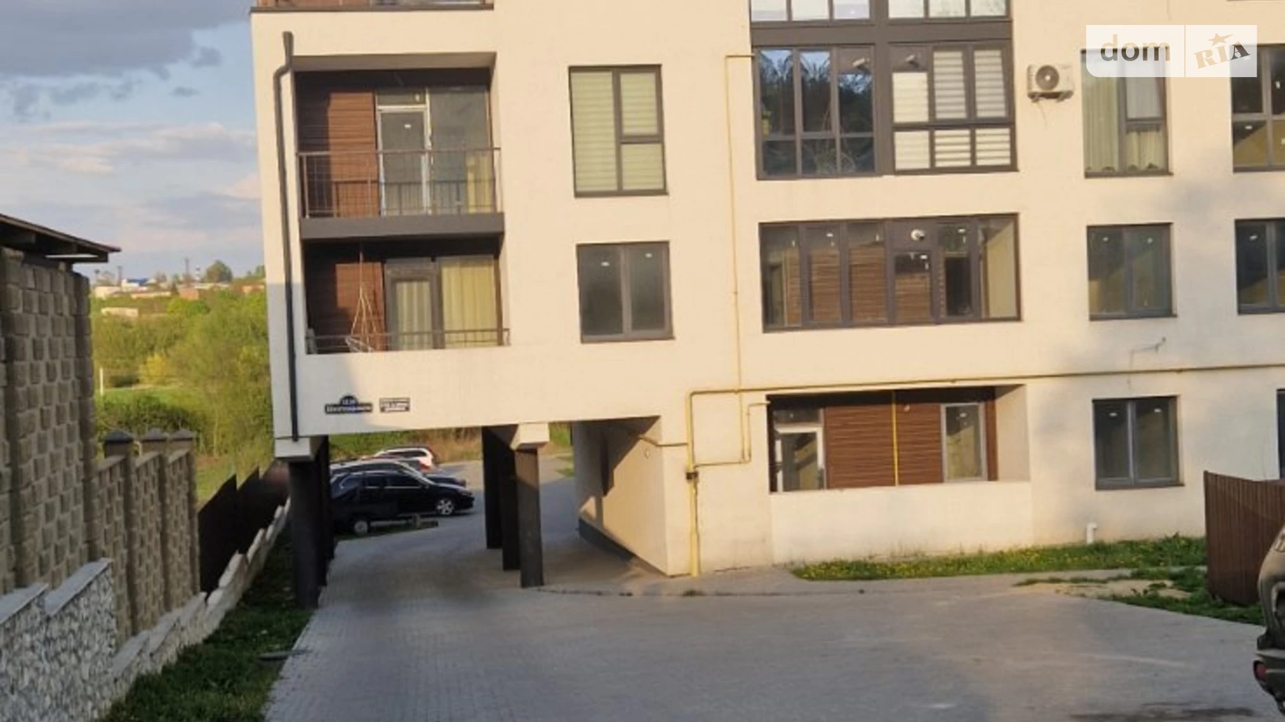 Продается 2-комнатная квартира 72.1 кв. м в Петрикове, ул. Шептицкого, 121Б - фото 4