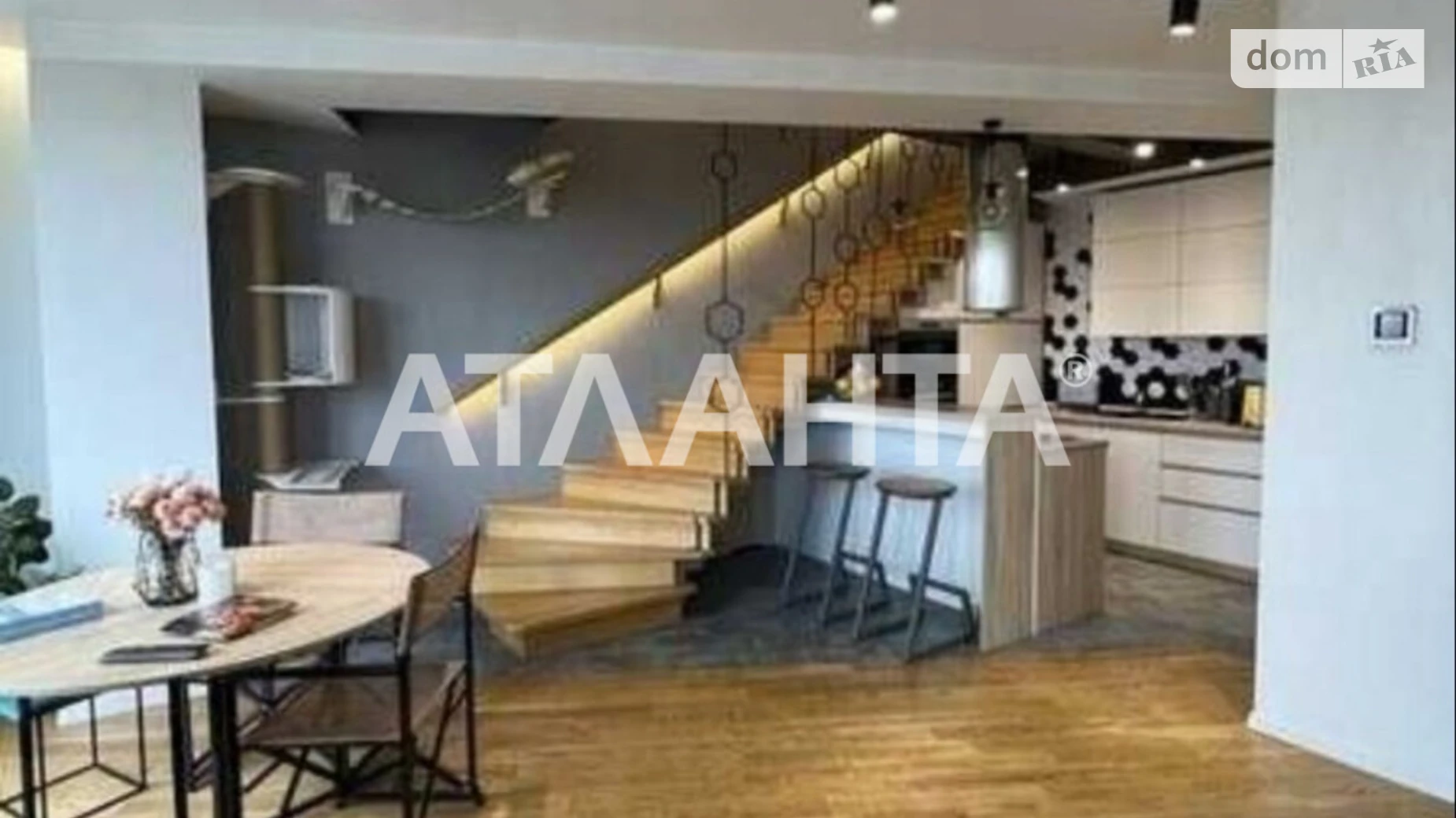 Продается 2-комнатная квартира 77 кв. м в Львове, ул. Вячеслава Липинского - фото 2